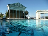 Hearst Castle - nablýskané hřiště